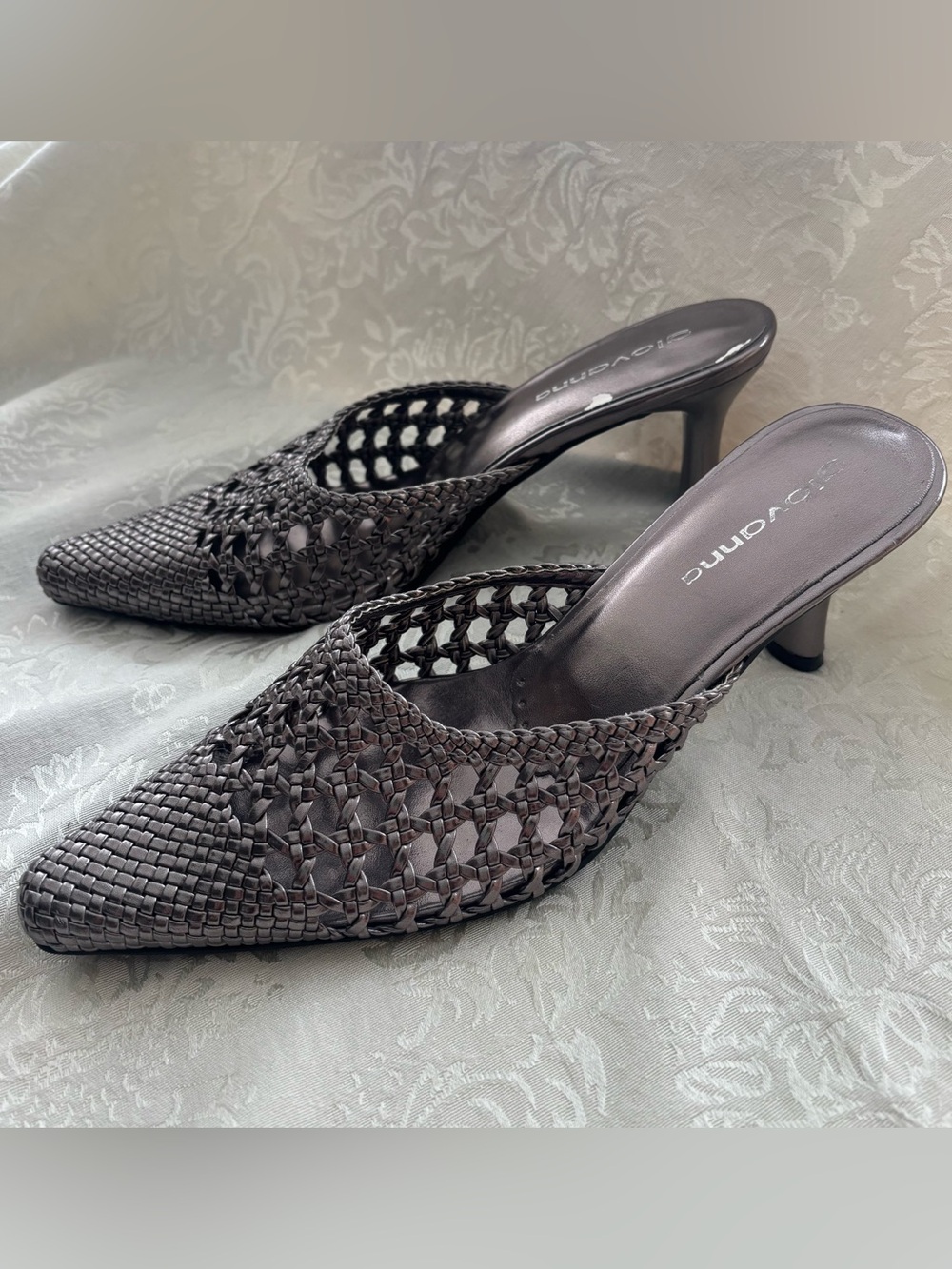 Giovanna Open Weave Gray Heeled Mules, Size 8.5 Medium
